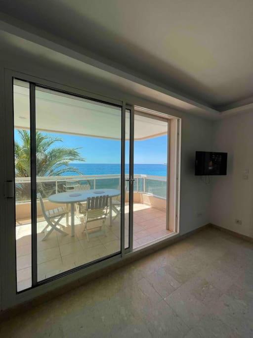 Appartement Bord De Mer Avec Garage Menton Dış mekan fotoğraf