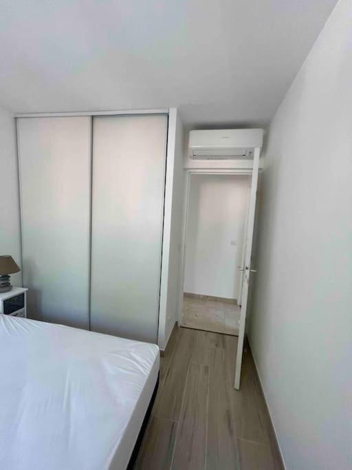 Appartement Bord De Mer Avec Garage Menton Dış mekan fotoğraf