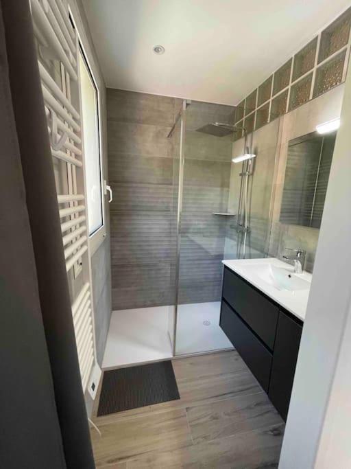 Appartement Bord De Mer Avec Garage Menton Dış mekan fotoğraf