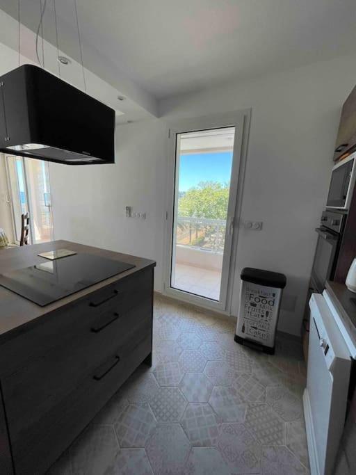 Appartement Bord De Mer Avec Garage Menton Dış mekan fotoğraf